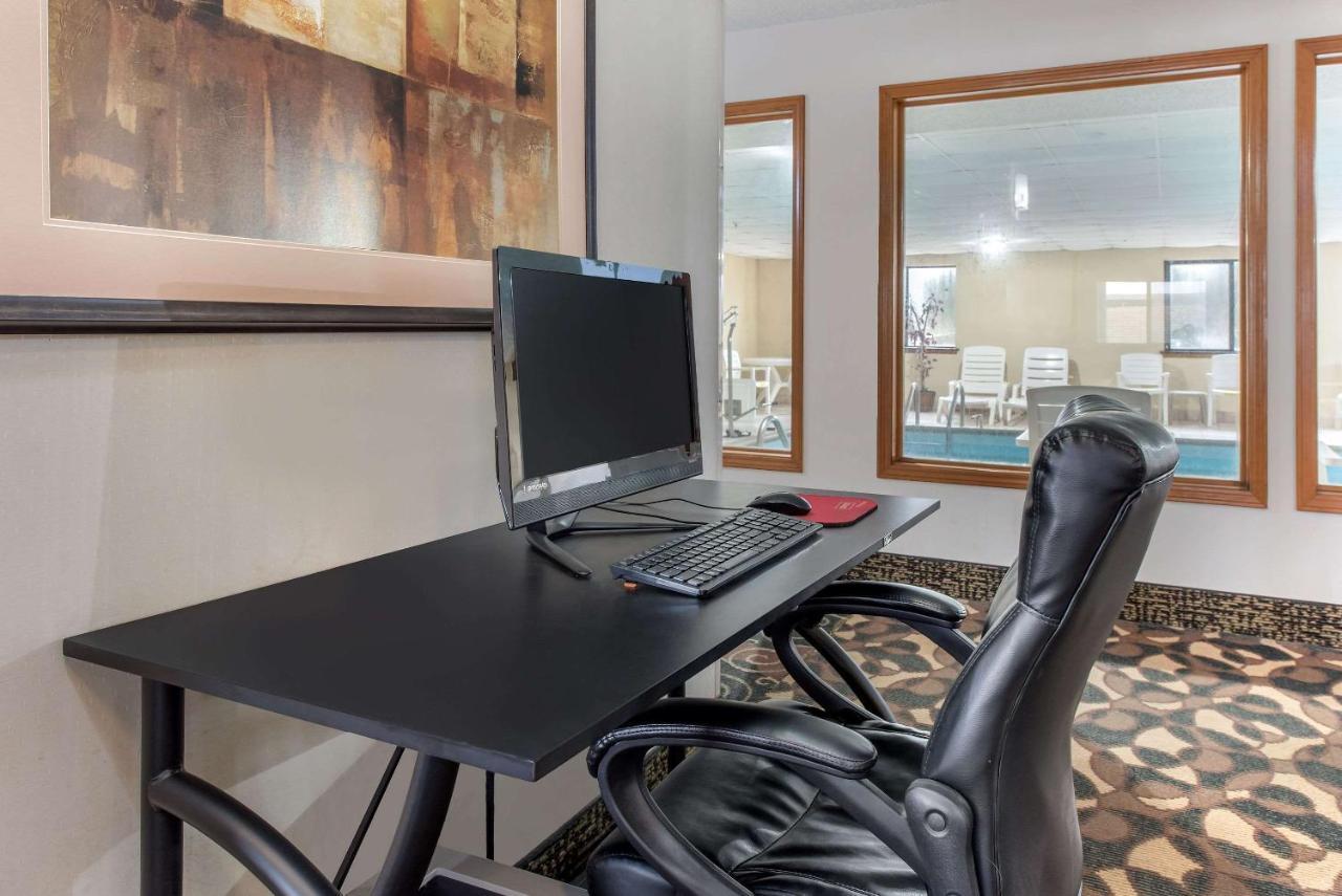 Quality Inn & Suites Lebanon I-65 Zewnętrze zdjęcie